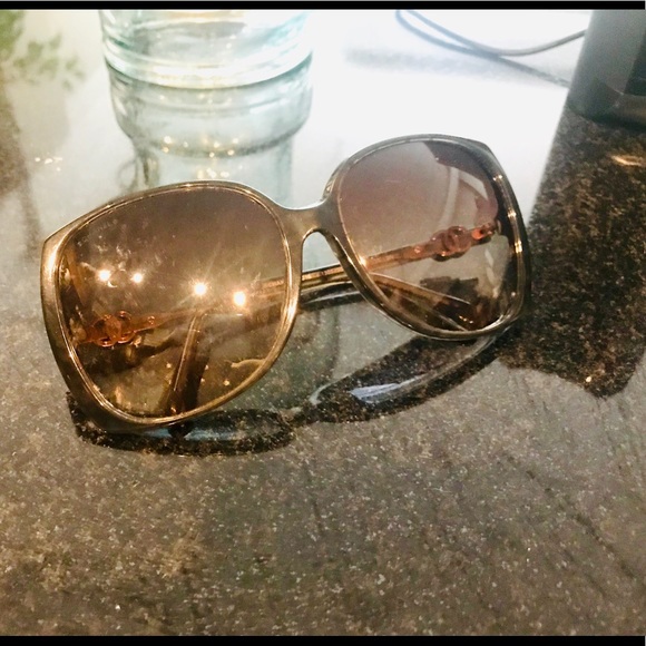 Chanel Oversized Sunglasses Retail $565 - Picture 7 of 8